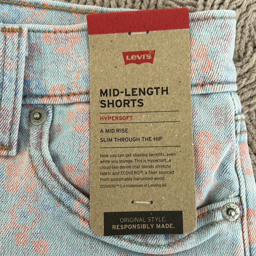 NWT women’s Levi’s 29 - Picture 3 of 3